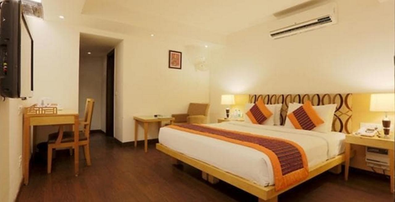 Hotel De Nada-A Luxury Stay Dźajpur Zewnętrze zdjęcie