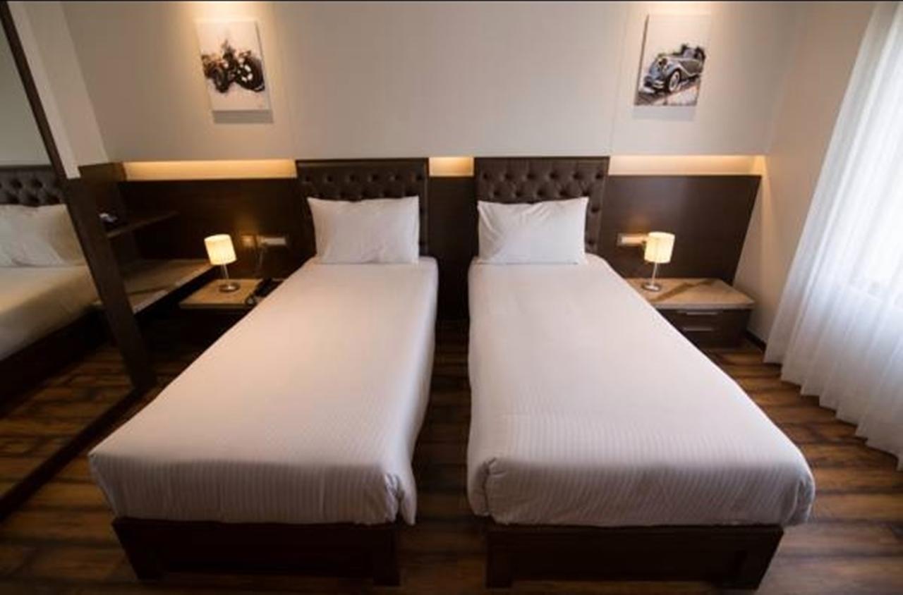 Hotel De Nada-A Luxury Stay Dźajpur Zewnętrze zdjęcie