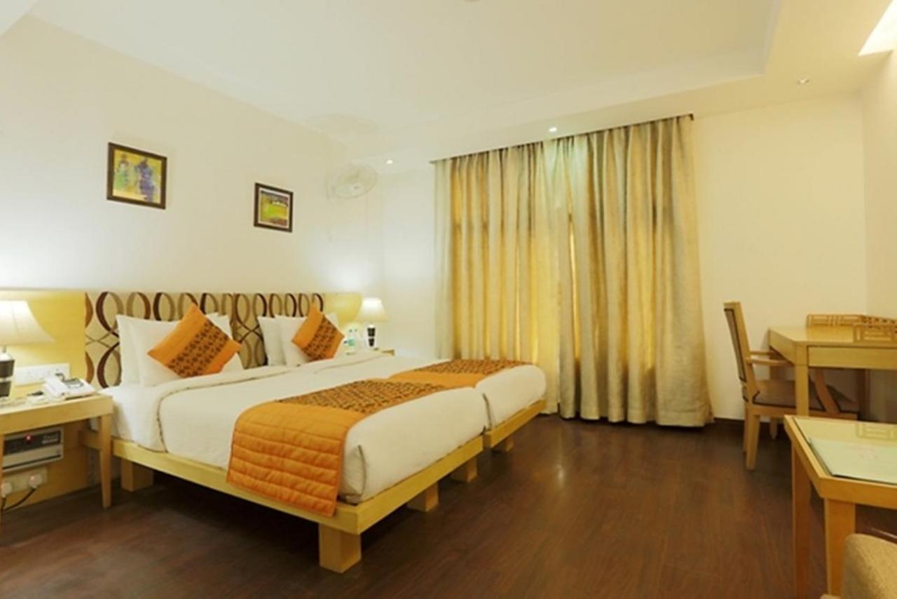 Hotel De Nada-A Luxury Stay Dźajpur Zewnętrze zdjęcie