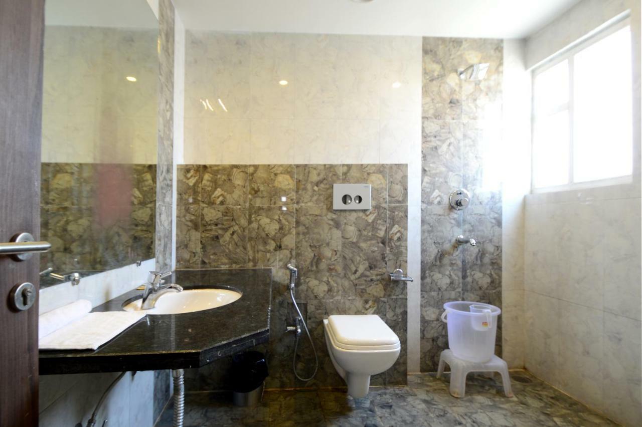 Hotel De Nada-A Luxury Stay Dźajpur Zewnętrze zdjęcie