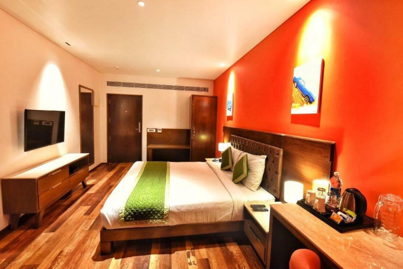 Hotel De Nada-A Luxury Stay Dźajpur Zewnętrze zdjęcie